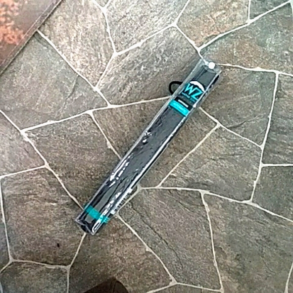 Black Automatic Umbrella - Picture 5 of 5